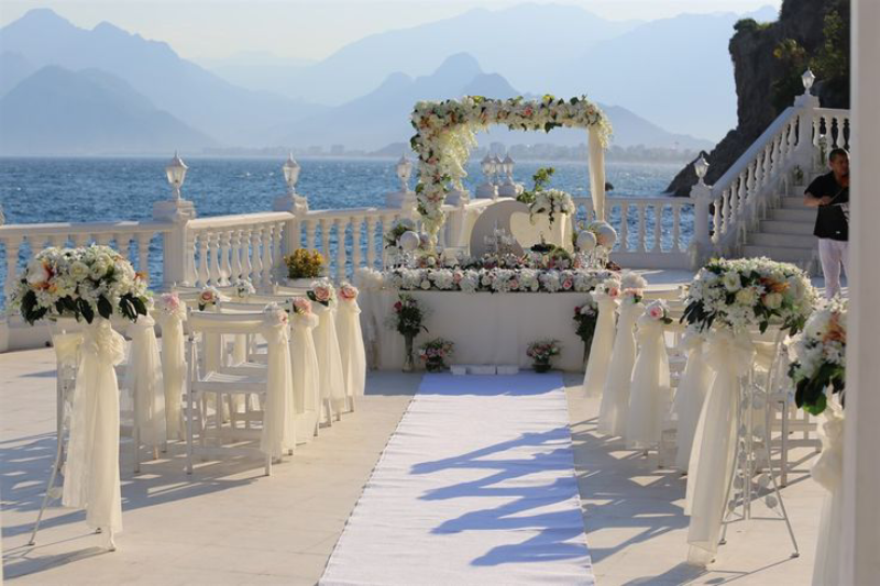 the best time of year to get married in Turkey