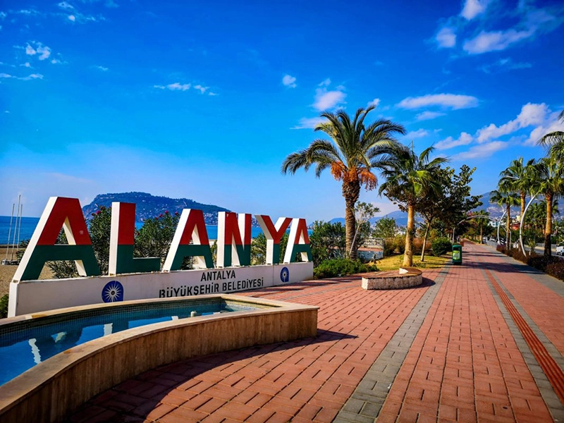 Foreign Population in Alanya 2024: How Many Expats Live Here?