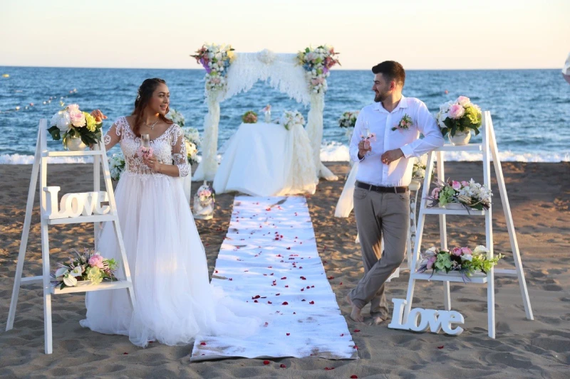 Planning an Intimate Wedding in Antalya