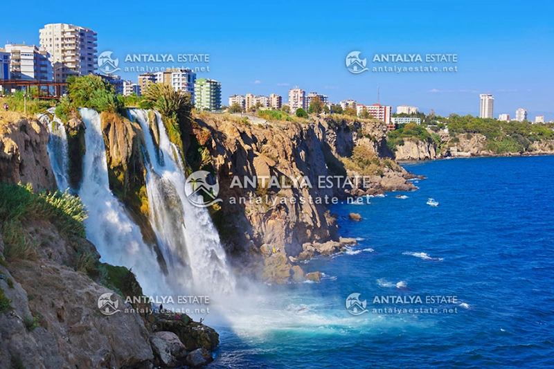 Understanding the legal process of buying property in Lara, Antalya